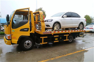 英德附近拖车救援24小时服务热线